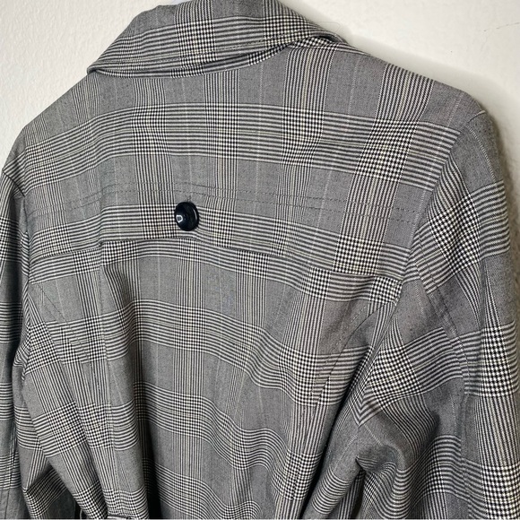 Reitmans grey blazer jacket - Picture 6 of 14